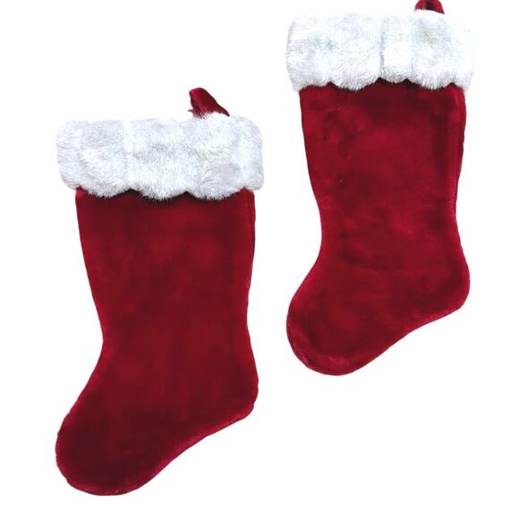 Vintage elegant 1982 Rennoc Corporation 2 Christmas stockings mint like new